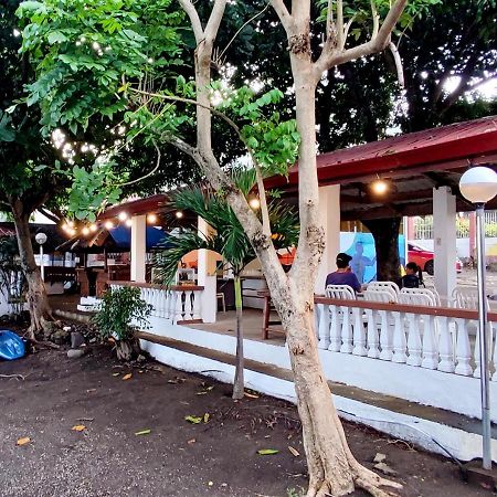 Leynes Taal Lake Resort And Hostel Tanauan  ภายนอก รูปภาพ